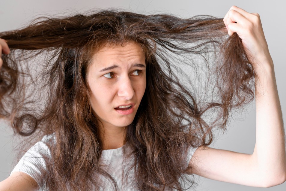 Oh No!!! Masih Muda kok Sudah Beruban? Mungkin ini Penyebabnya