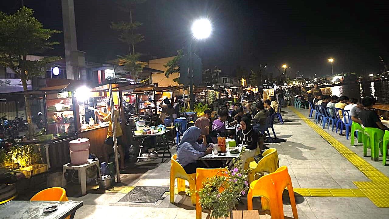 Pembatasan Kursi Pedagang UMKM di Tepian Ahmad Yani Tuai Pro dan Kontra