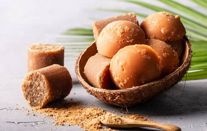 Cek Perbandingan Gula Putih dan Gula Aren untuk Kesehatan