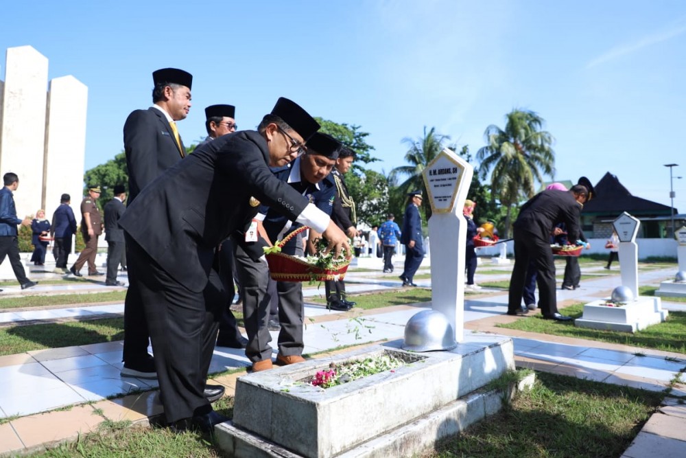 Peringati Hari Pahlawan ke-78, Hasanuddin Mas'ud Serukan Semangat Persatuan Bangsa