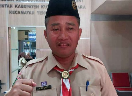 Melihat Video Keluarga Telantar, Camat Tenggarong Sigap Kirim Bantuan