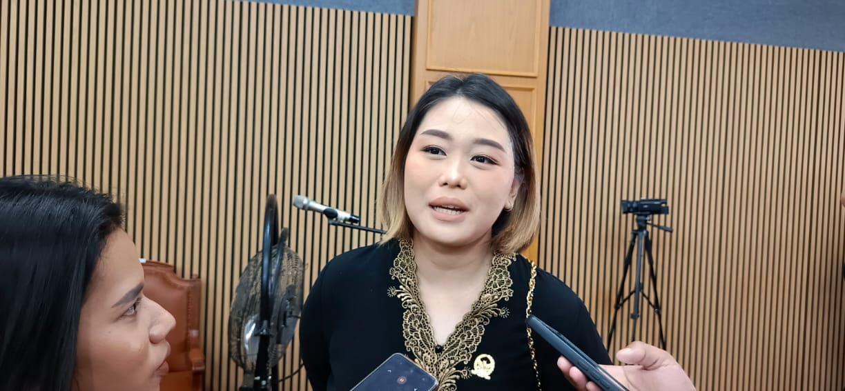 Owena Mayang Shari, Putri Bupati Mahulu Ingin Maju di Pilkada Mahulu 2024 