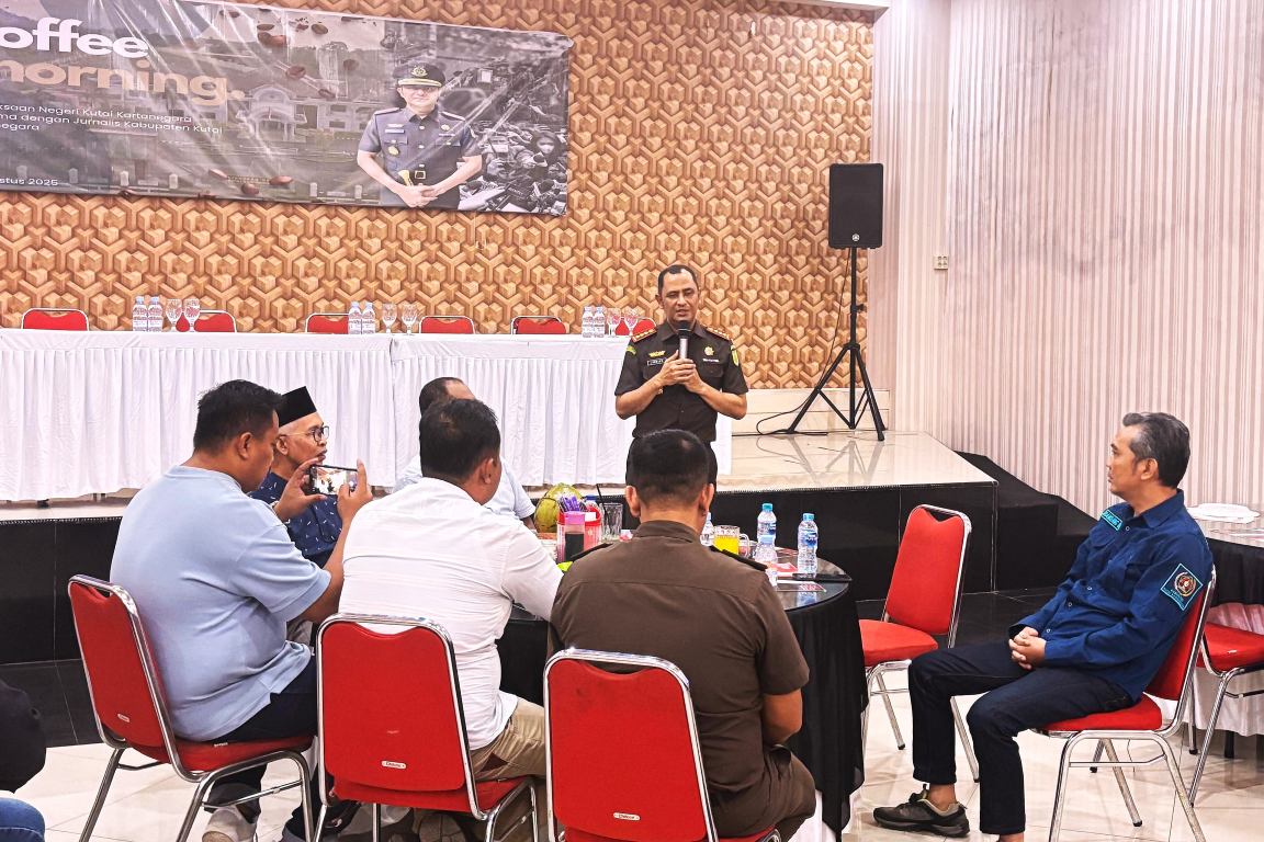 Kajari Kukar Minta Wartawan Jadi Mata dan Telinga Hukum di Lapangan