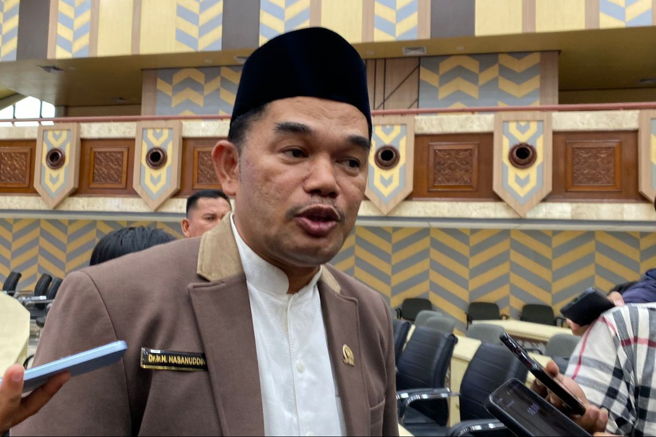 Setelah Polemik Mobil Gubernur, Kini DPRD Kaltim Anggarkan Kendaraan Dinas Senilai Rp6,8 Miliar