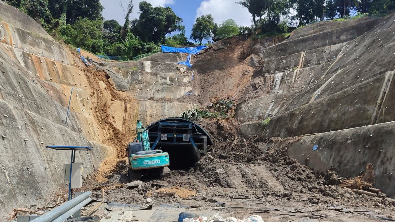 DPRD Samarinda Minta Kontraktor Teliti Ulang Penyebab Kerusakan di Sekitar Terowongan Samarinda