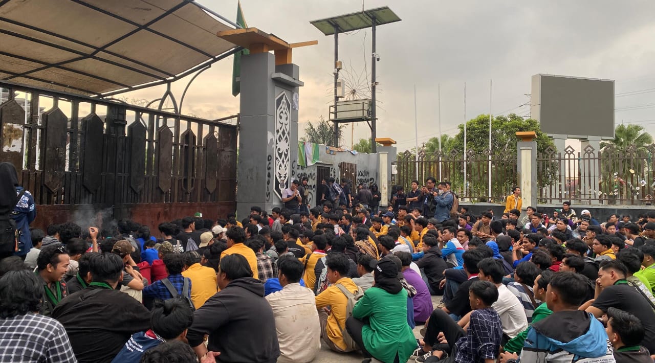 Akademisi Sebut DPR Gagal Respon Aspirasi Rakyat