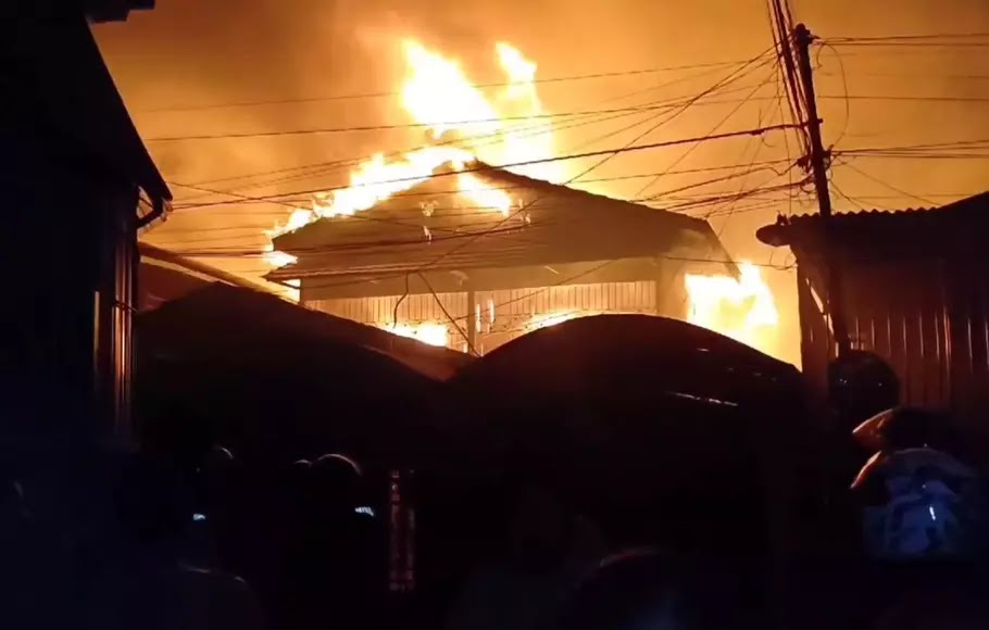 Dua Kebakaran Beruntun Dalam Satu Hari, 36 Bangunan Hangus, 38 KK Merana