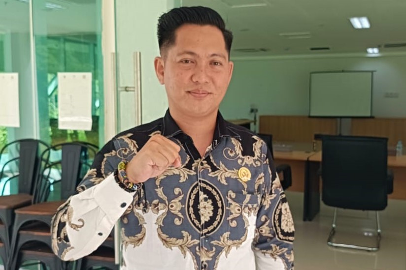 Komisi II DPRD Mahulu Minta Pemda Maksimalkan Perhatian di Sektor Pendidikan