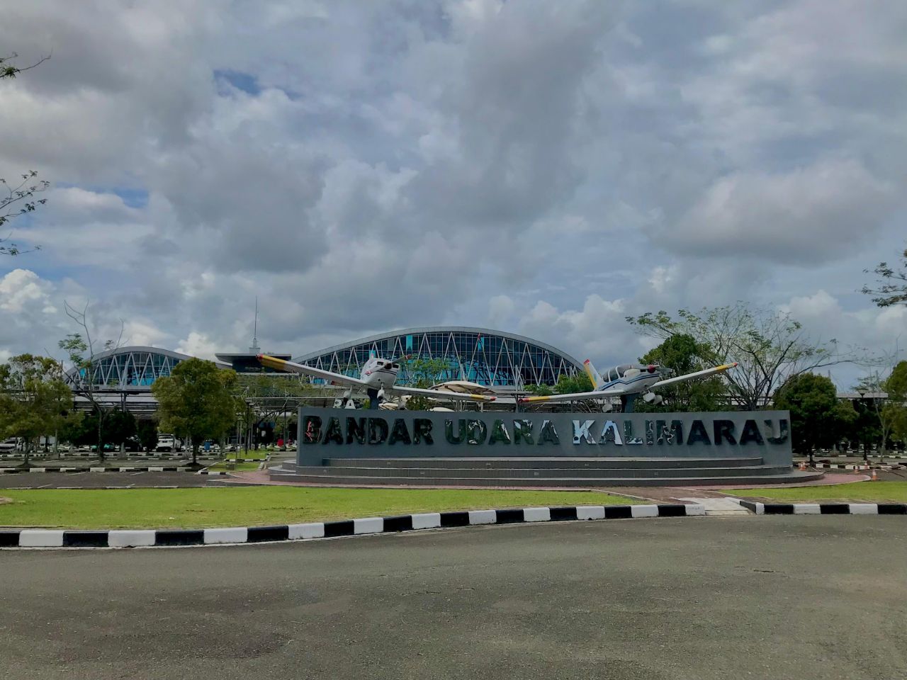 Okupansi Tembus 90 Persen, Bandara Kalimarau Minta AirAsia Tambah Frekuensi Jelang Nataru