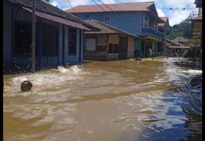 Banjir Kembali Melanda Mahulu, Banyak Pemukiman Warga Terendam Banjir