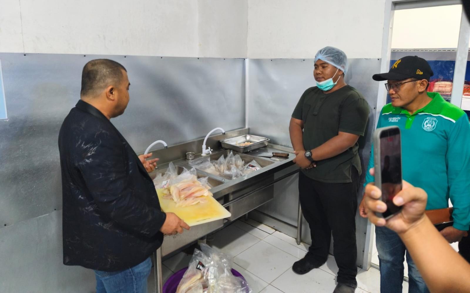 Sidak Tiga SPPG, Agus Haris Temukan Permasalahan Serupa di Tiap Dapur
