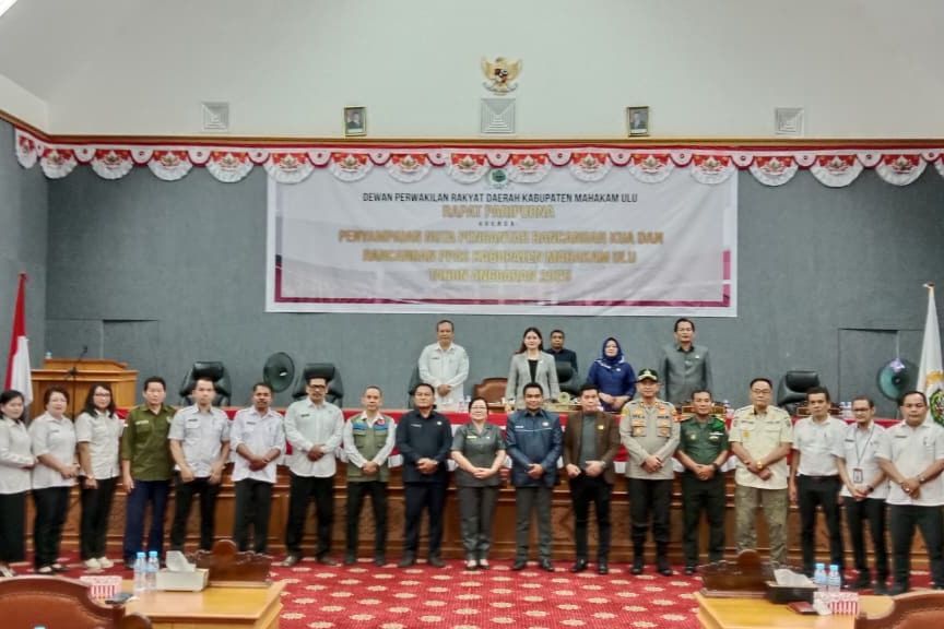 Pemkab Mahulu Sampaikan Rancangan KUA dan PPAS APBD 2026 ke Dewan