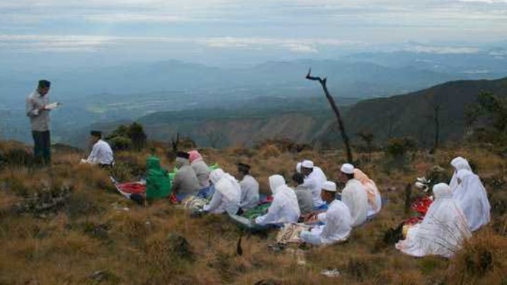 Tarekat Ana' Loloa Bikin Geger! Sebut Rukun Islam Ada 11, Haji Cukup ke Gunung Bawakaraeng