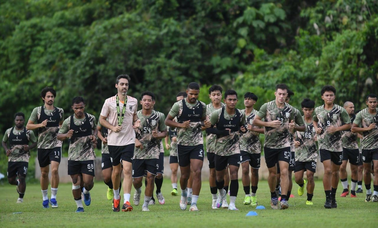 Terpaut Satu Peringkat, Borneo FC Ambisi Gilas PSM Makassar di Segiri