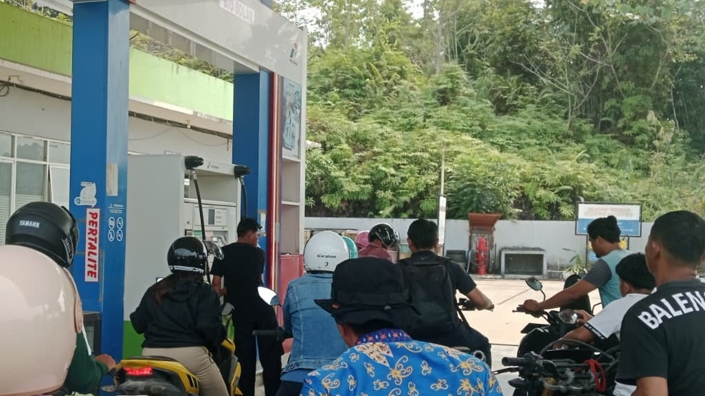Kemarau Panjang Hambat Distribusi BBM ke Mahulu, SPBU Batasi Pembelian