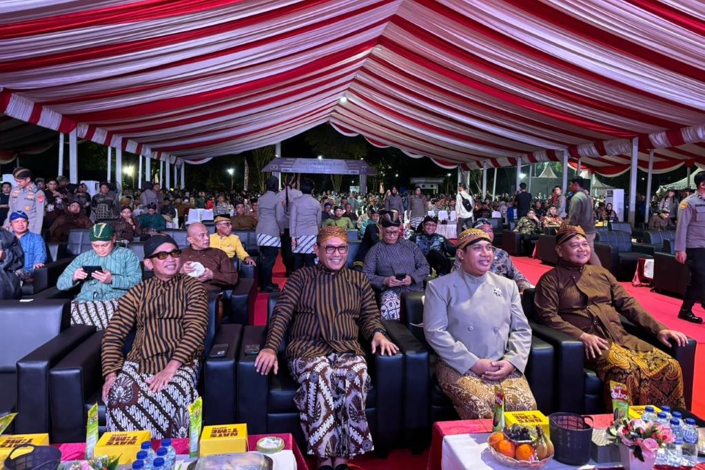Pecinta Wayang Kulit Padati BSCC Dome Balikpapan untuk 'Semar Mbangun Kayangan'