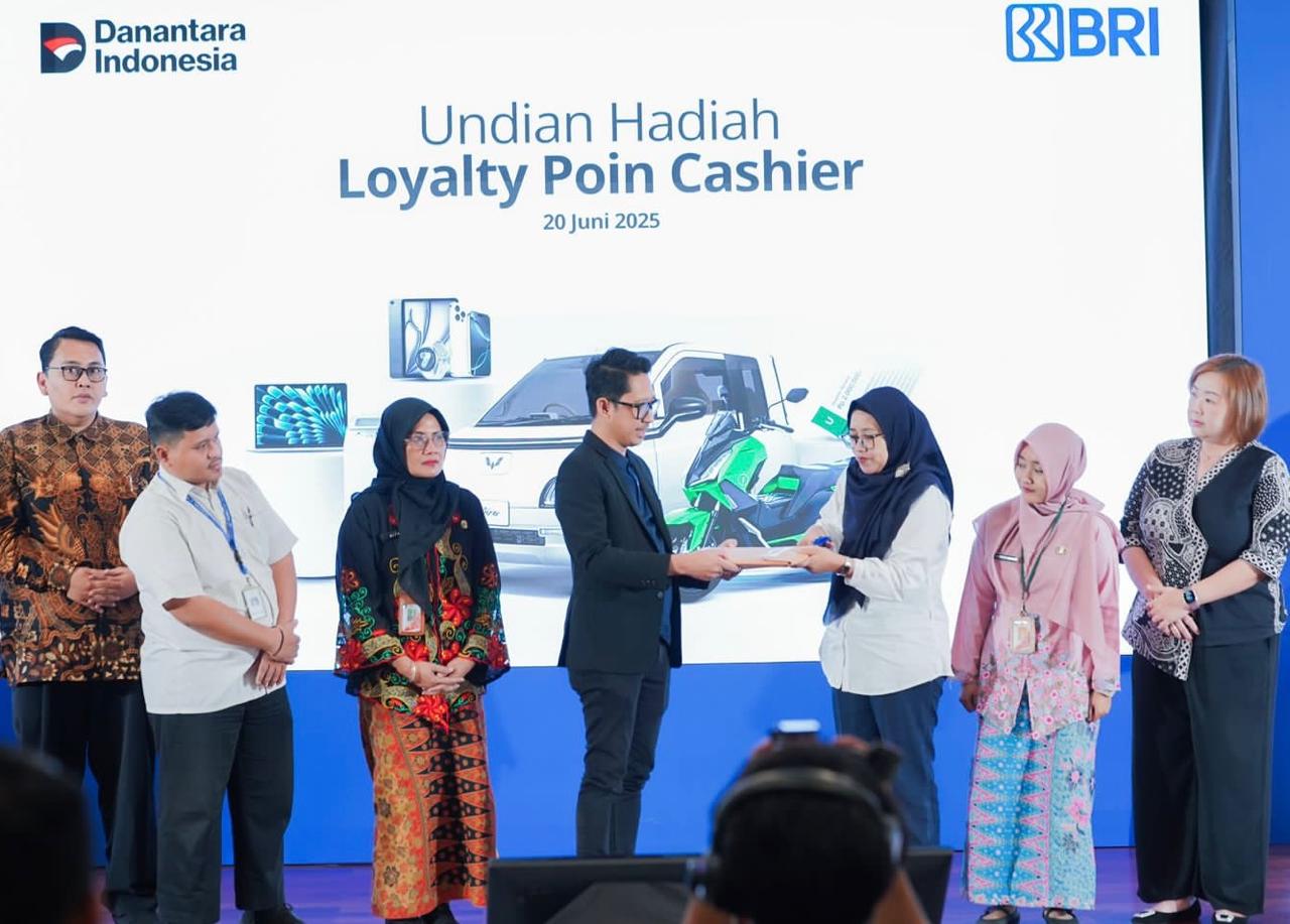 BRI Bagikan Hadiah Mobil Listrik hingga Jam Tangan Pintar bagi Merchant Pengguna EDC