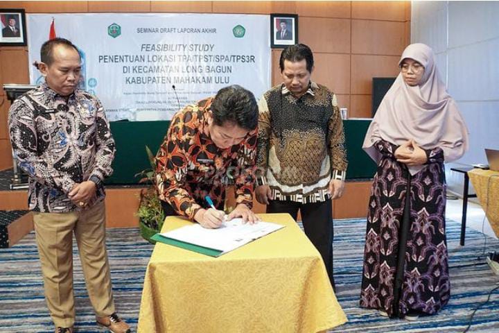 Bupati Mahulu Buka Seminar Penentuan Draft Laporan Akhir Penentuan Lokasi TPA