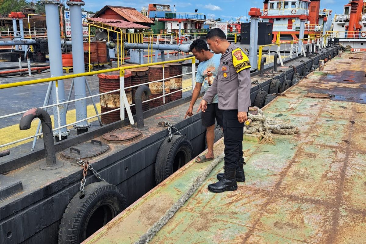 Jatuh ke Sungai Mahakam Saat Bertugas, Sekuriti di Loa Janan Hilang di Dermaga