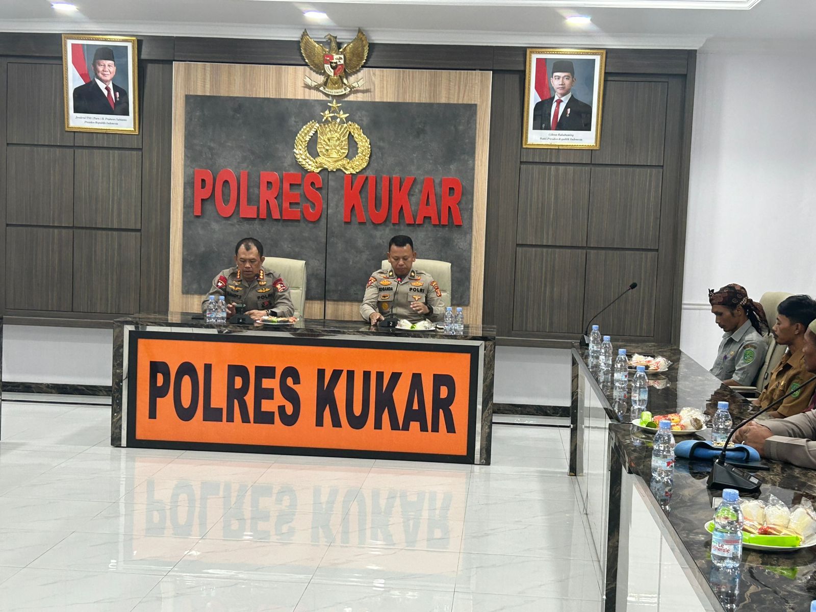 Warga Jonggon dan Brimob Damai, Biaya Pengobatan Ditanggung Sampai Sembuh 