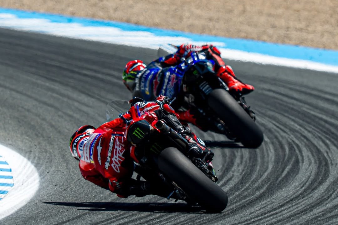 Pecco Bagnaia Ungkap Alasan Sulit Overtake Quartararo: Masalah Musim Ini Selalu Sama