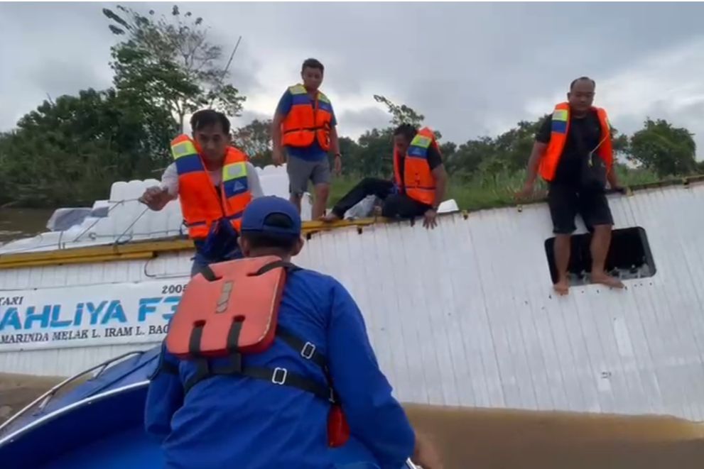 KM Dahliya F3 Tenggelam di Muara Kaman Diduga karena Overload, Jumlah Penumpang Tak Sesuai Manifes