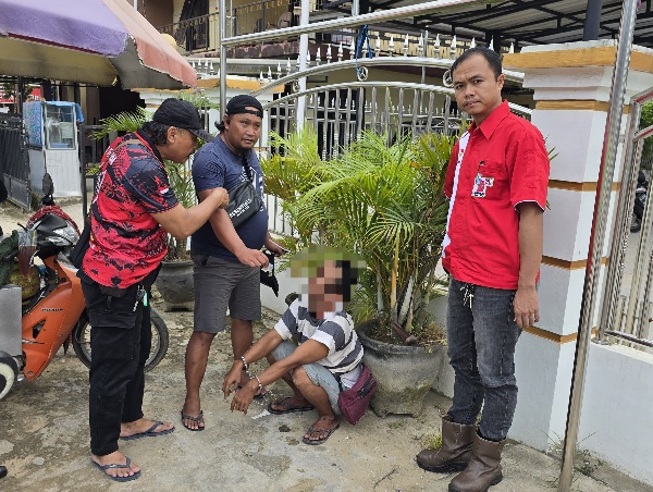 Ketahuan Edarkan Sabu, Pengedar di Loa Janan Panik, BB Dibuang ke Halaman Masjid