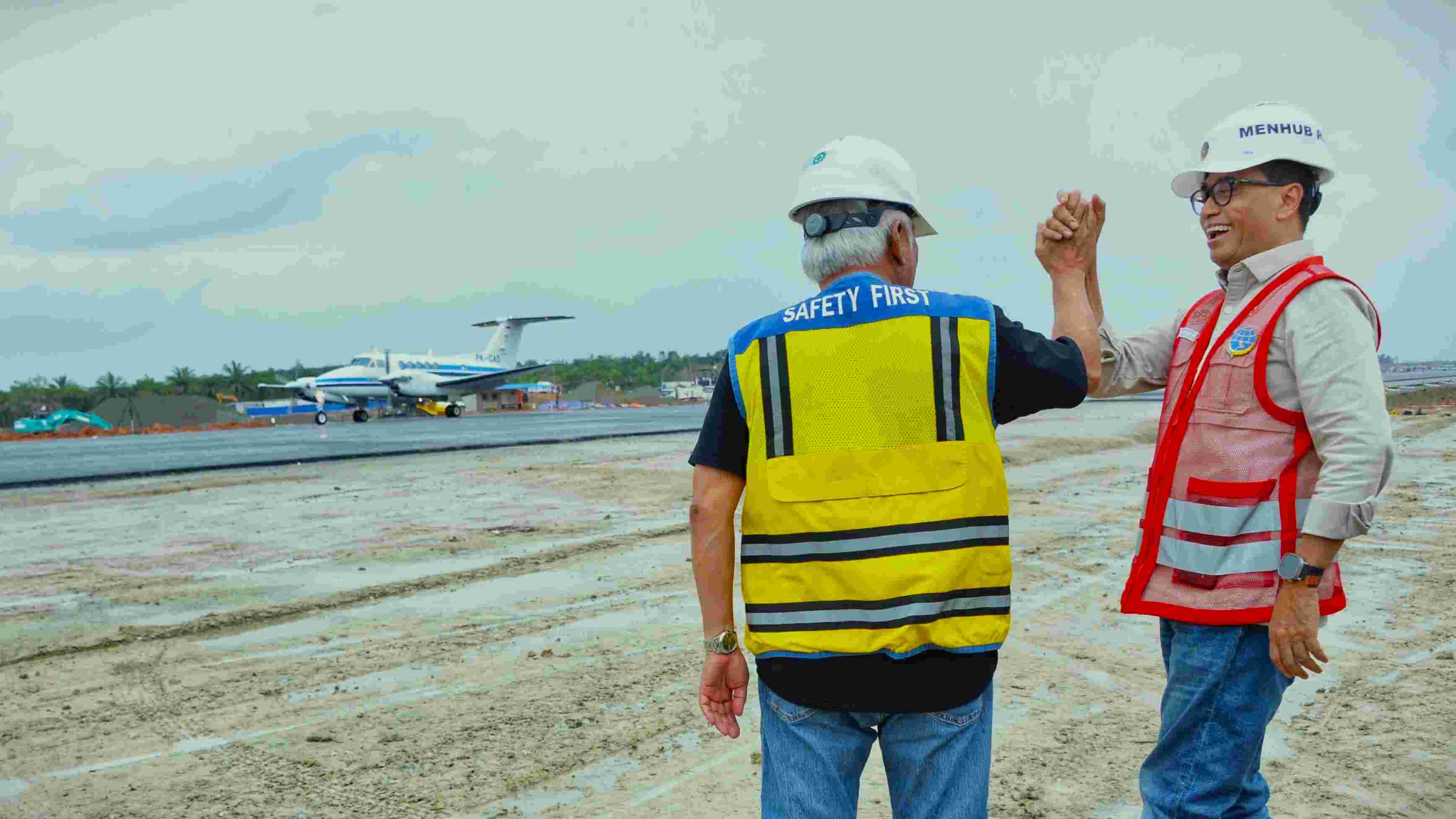 Hasil Uji Coba Landasan Bandara IKN, Menhub: Mulus dan Lancar 