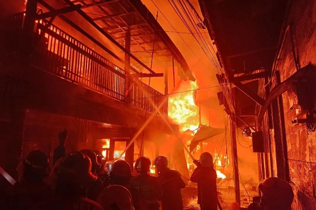 Kebakaran di Samarinda Hanguskan 20 Bangunan, Disdamkarmat Imbau Warga Waspadai Korsleting Listrik