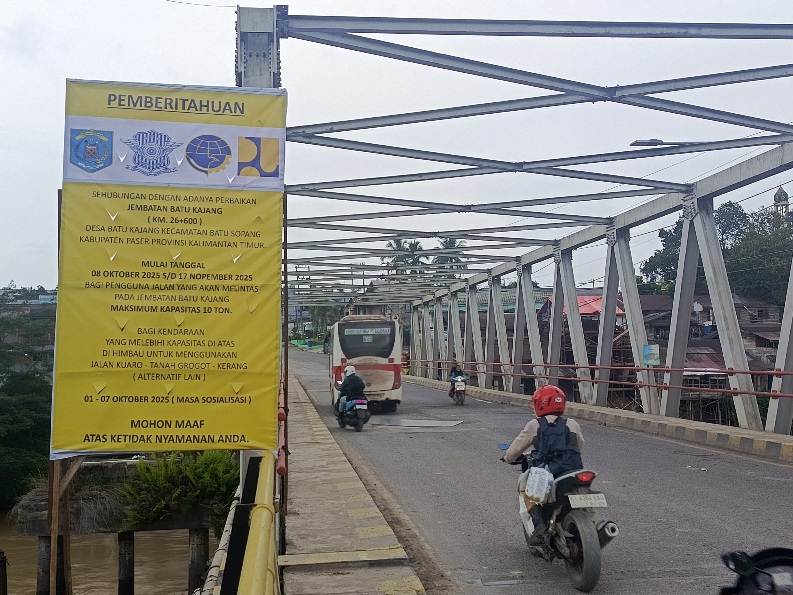 Jembatan Batu Kajang Ditutup, Bisa Lewat Jalur Alternatif Ini 