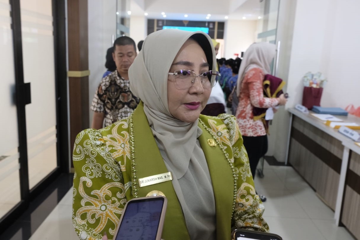 Bupati Sri Ajak Semua Elemen Termotivasi Capaian 2024: Ekonomi Tumbuh 7,28 Persen, TPT Terkendali