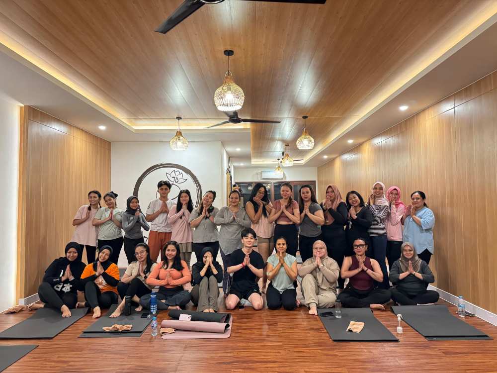 Yoga Jadi Pilihan Warga Samarinda untuk Redakan Stres, Ini Manfaat dan Tempat Latihannya..