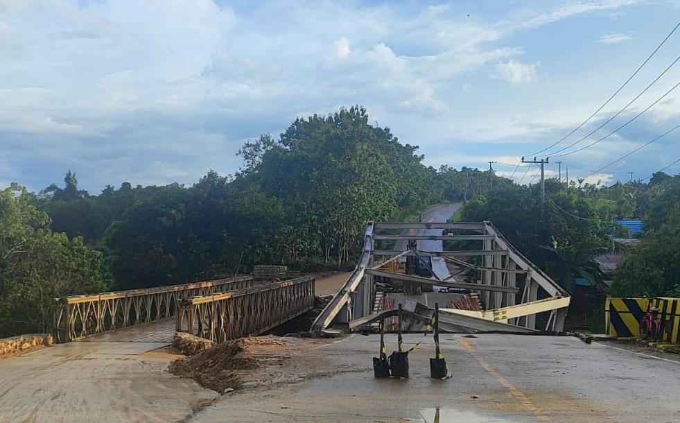 Sopir Truk Ditahan, Perbaikan Jembatan Busui Tunggu Mediasi