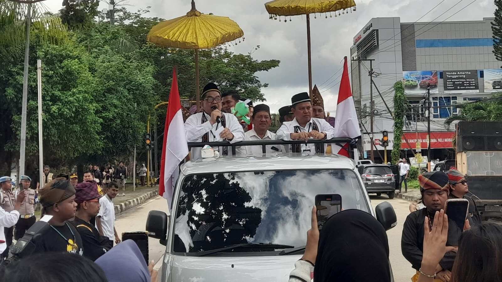 Bapaslon Independen, AYL-AZA Resmi Mendaftar ke KPU Kukar