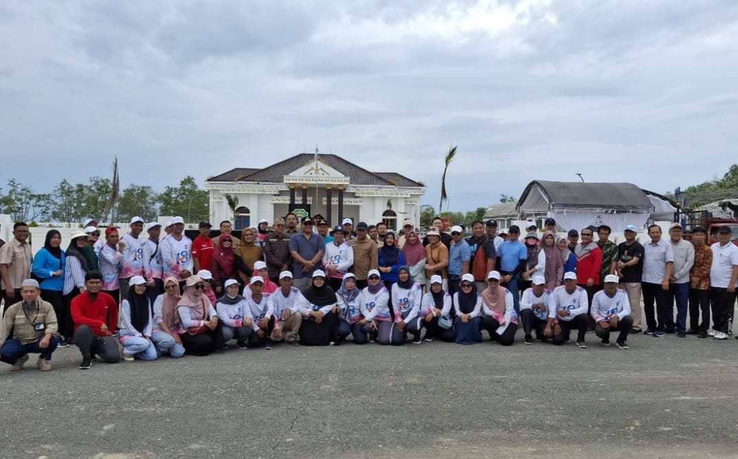 Pj Bupati Penajam Paser Utara Percantik Coastal Road PPU