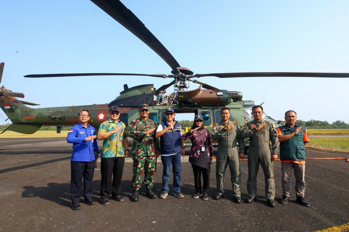 Hari Ini, Water Bombing Sasar 5 Titik Karhutla di Sekitar IKN