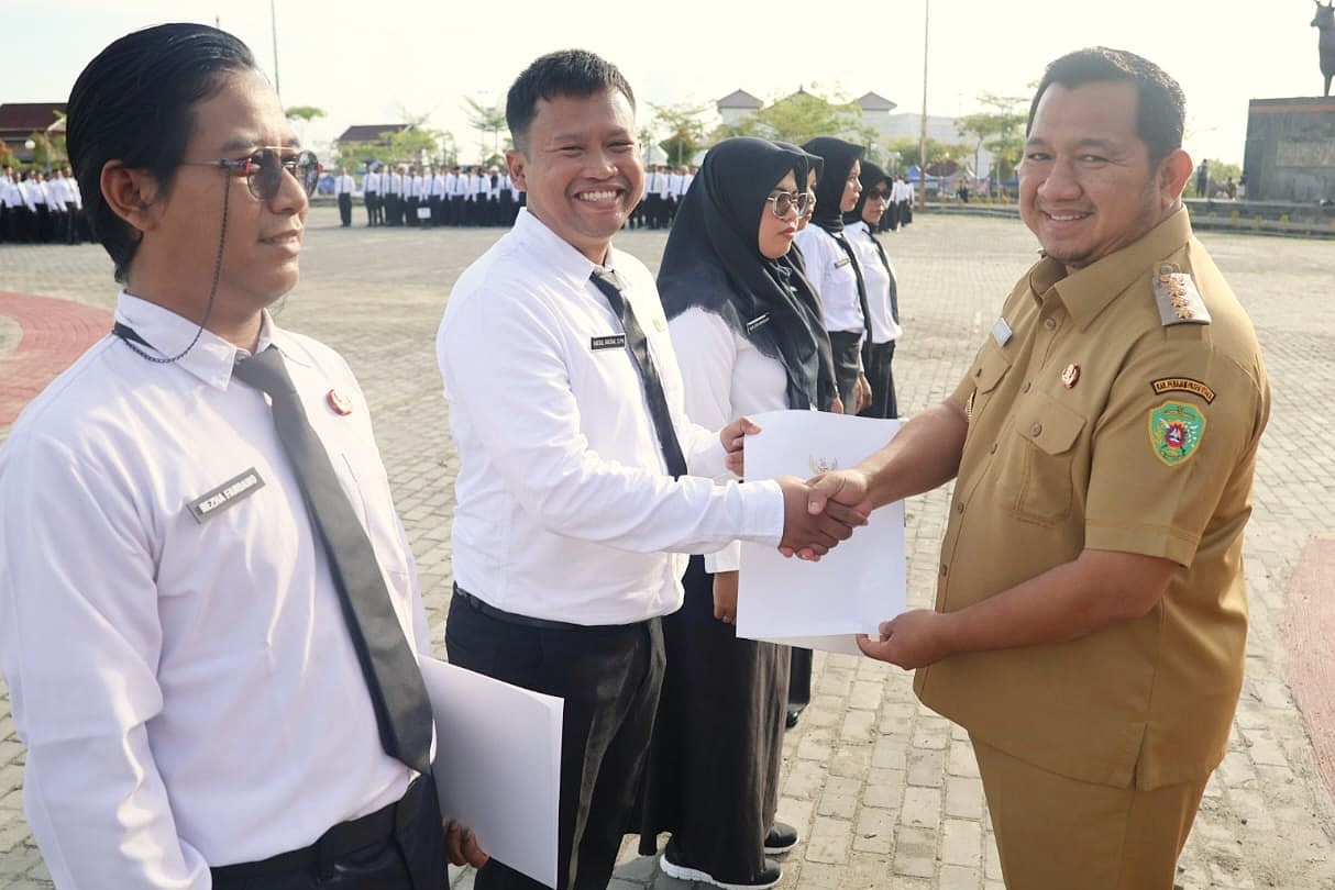 1.698 PPPK Paruh Waktu Pemkab PPU Terima SK Pengangkatan