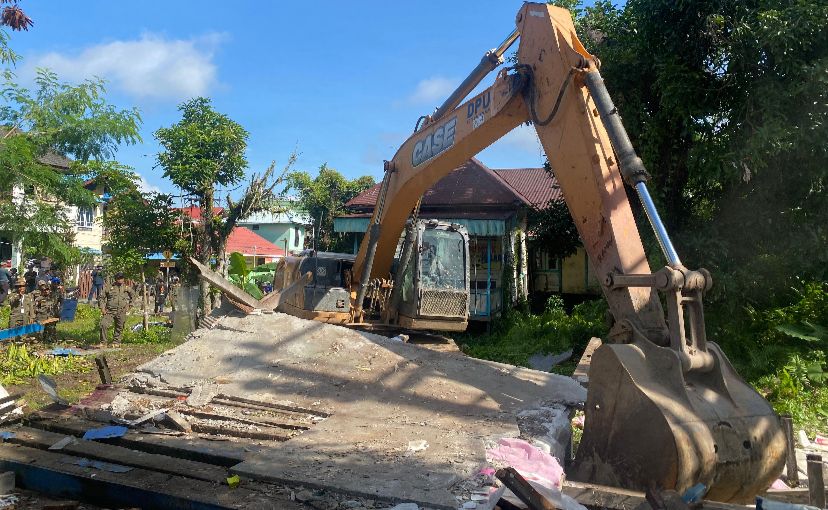 Pemkot Balikpapan Lanjutkan Eksekusi Lahan untuk RSIA Sayang Ibu, Warga Bongkar Bangunan Sendiri