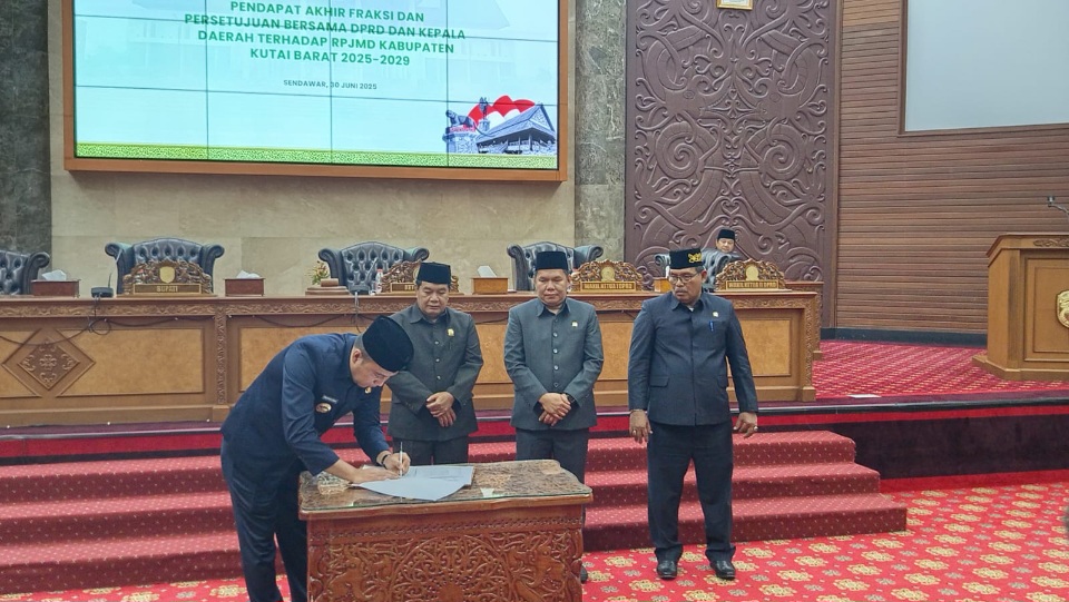 RPJMD Kutai Barat Disetujui, DPRD Soroti SiLPA dan BUMD Tidak Produktif