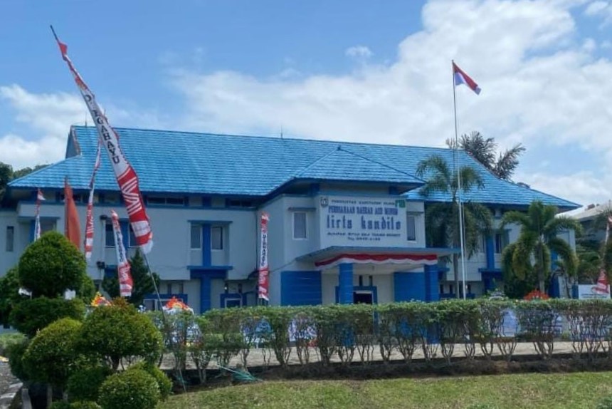 Paulus Margita Minta Masyarakat Ikut Awasi Kinerja Perumdam Tirta Kandilo