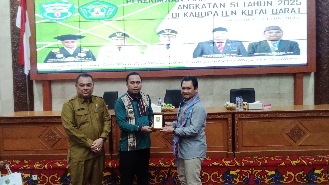 Mahasiswa KKN Unmul Diterjunkan ke Kubar, Diminta Observasi Sebelum Buat Program
