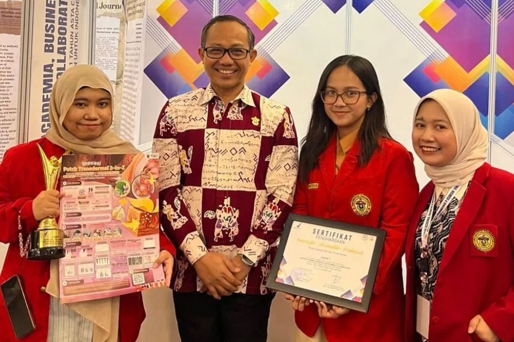 Riset Kanker Payudara, Mahasiswa Unhas Juara Lomba yang Digelar BPOM