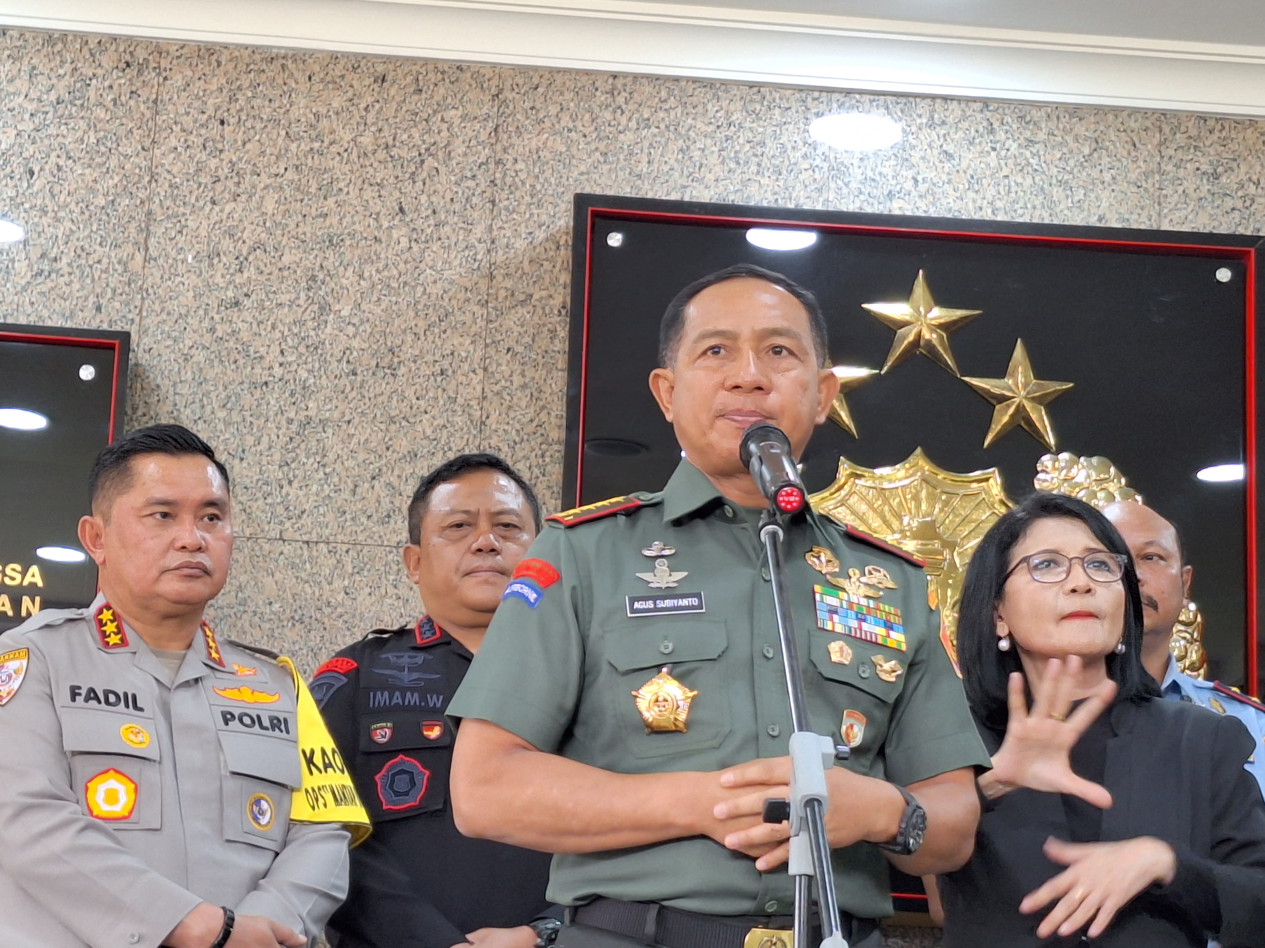 Panglima TNI Jenderal Agus Subiyanto Mutasi 183 Perwira Tinggi