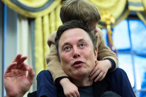 Kekayaannya Naik Rp761 Triliun, Elon Musk Masih Menjadi yang Terkaya di Dunia