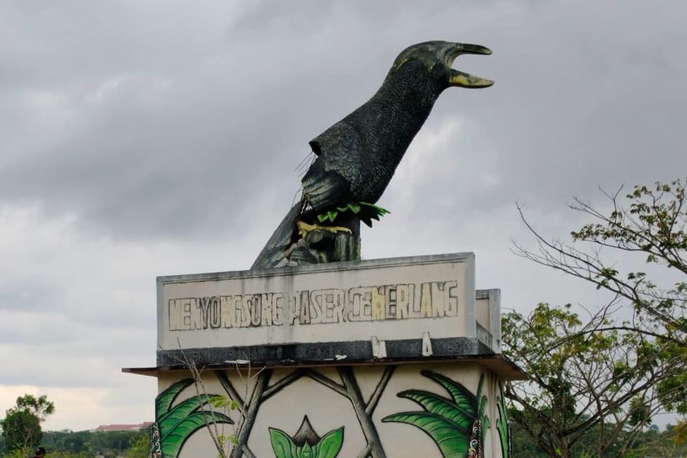 Tugu Burung Tiung Rusak, Disporapar Paser Estimasi Biaya Perbaikan Rp300 Juta