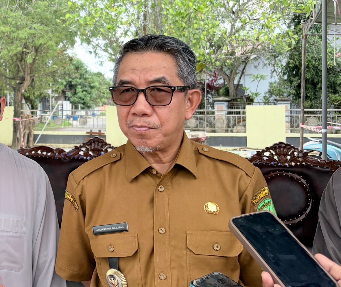Bupati Kutim Serahkan Penanganan PROPER Merah 9 Perusahaan ke DLH 