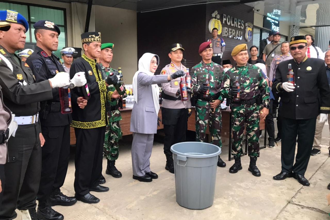 Operasi Pekat Mahakam 2026: Polres Berau Sita 1.587 Botol Miras dan 97 Motor Balap Liar Ditilang
