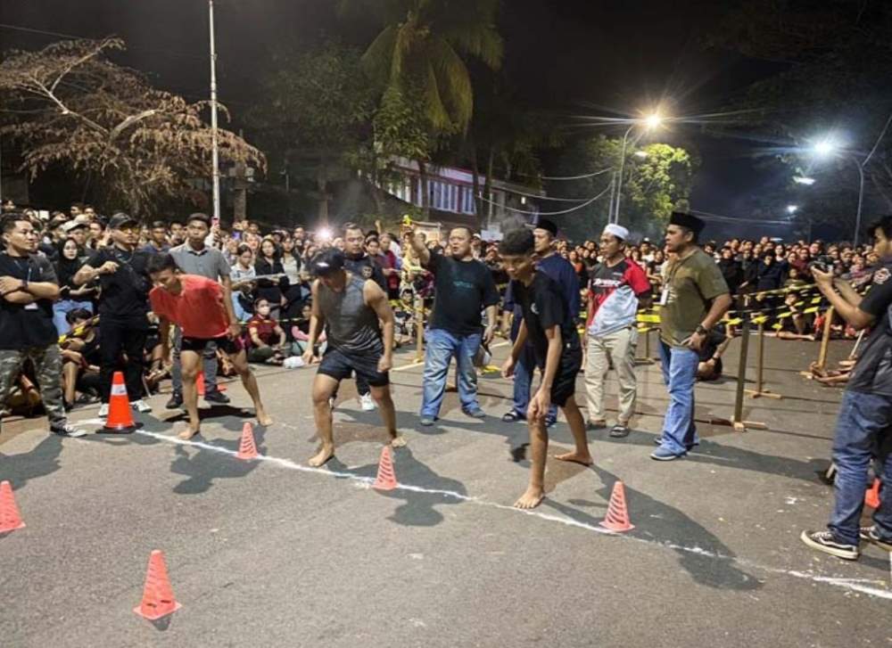 Perayaan Erau 2024 Kukar Semarak dengan Lomba Nigth Run Street