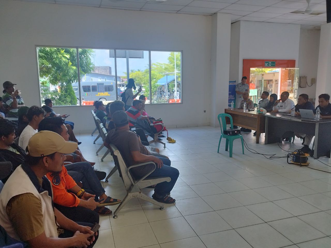 Korban Selamat KMP Muchlisa Tuntut Pertanggungjawaban Kendaraan dan Barang Elektronik yang Tenggelam