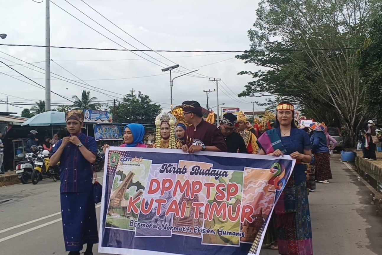 48 Tim Meriahkan Kirab Budaya Kutim, Ardiansyah: Tahun Depan Bisa 2 Hari